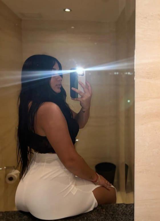 613454613: Chica busca chico en Málaga