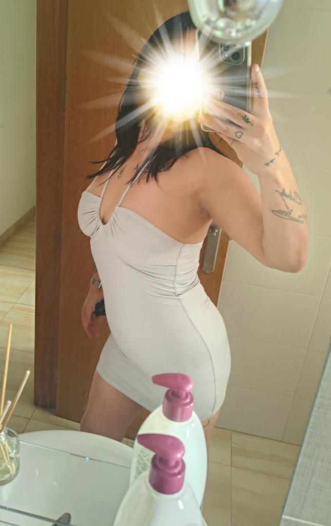 Chica busca chico en Sevilla: 