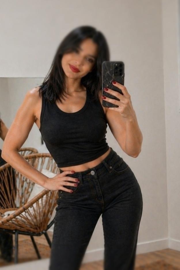Chica busca chico en Málaga: Chica busca chico