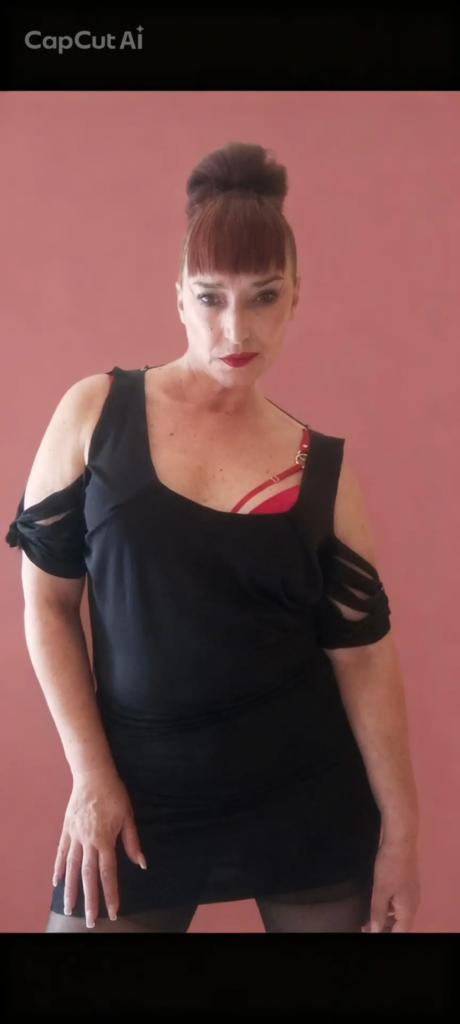 Chica busca chico en Sevilla: 