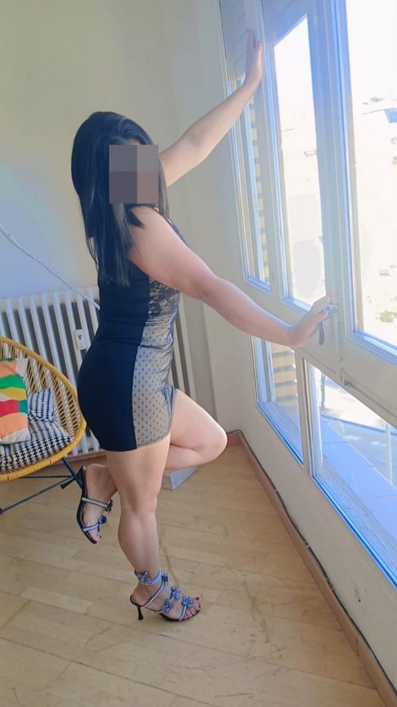 Chica busca chico en Lérida: 