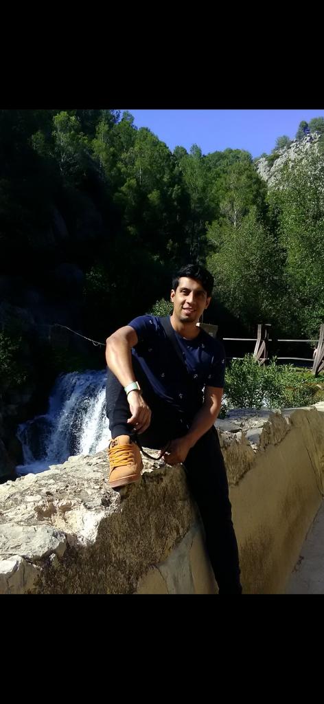 613307235: Chico busca chica en Alicante