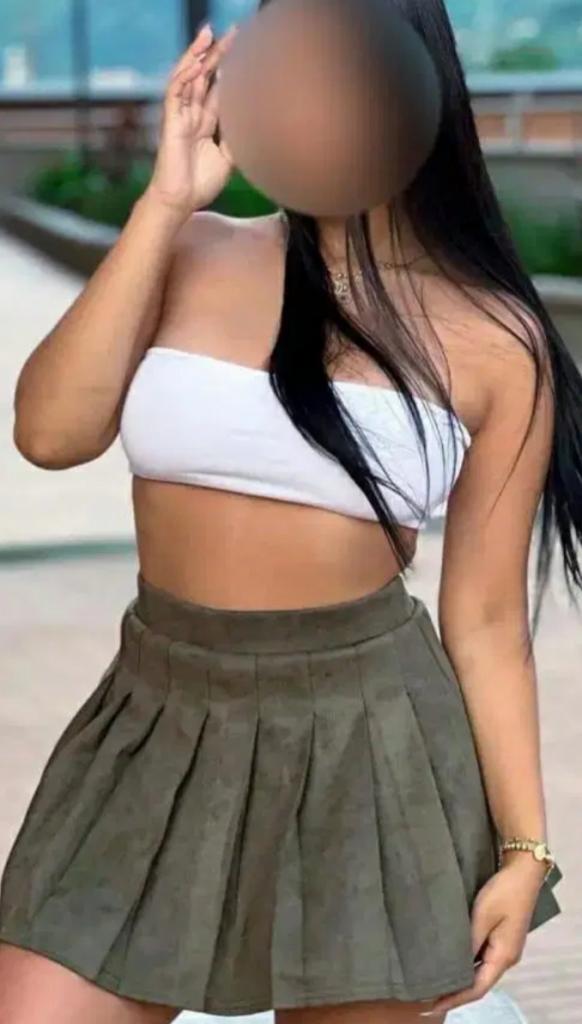 Chica busca chico en Cádiz: 