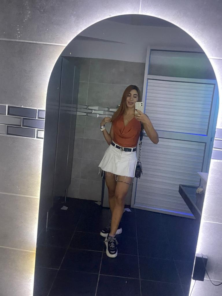 Chica busca chico en Mallorca: 