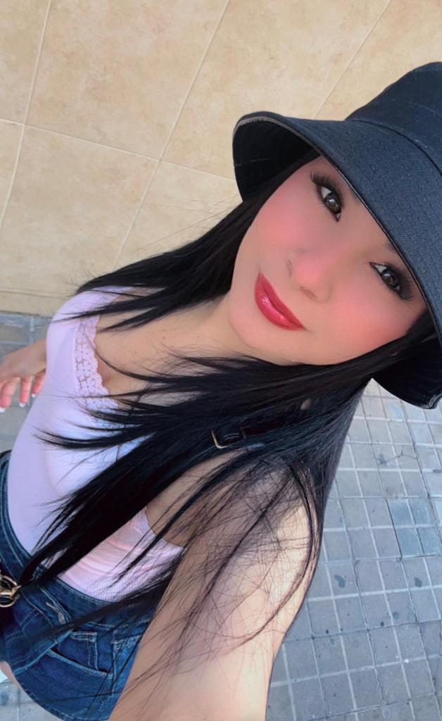Chica busca chico en Huelva: 