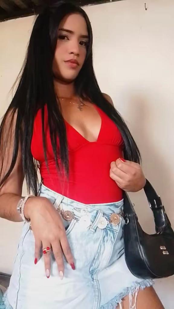 Chica busca chico en Ibiza: 