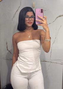 611255447: Chica busca chico en Sevilla