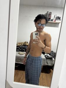 638159895: Chico busca chica en Cádiz