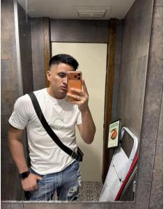 643544131: Chico busca chica en Murcia