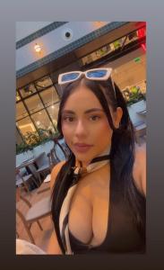 698912876: Chica busca chico en Barcelona