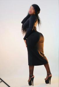 641128137: Chica busca chico en Murcia