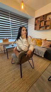 610795783: Chica busca chico en Madrid