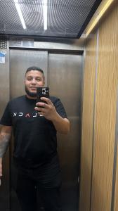 607694683: Chico busca chica en Madrid