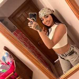 663015199: Chica busca chico en Madrid