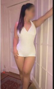 643863254: Chica busca chico en Cantabria