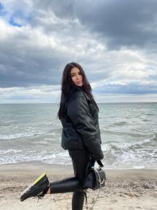 644720357: Chica busca chico en Madrid