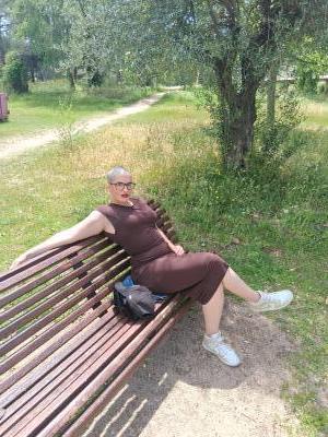 614302319: Chica busca chico en Toledo