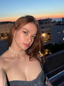 613300551: Chica busca chico en Ibiza