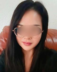 677000788: Chica busca chico en Barcelona