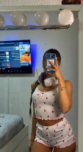 631214788: Chica busca chico en Granada
