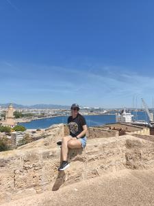 614570663: Chica busca chico en Mallorca