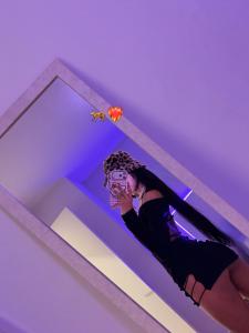654479341: Chica busca chico en Barcelona