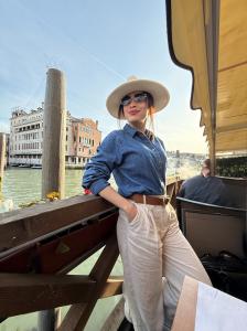 645635124: Chica busca chico en Madrid