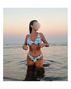 641789793: Chica busca chico en Madrid