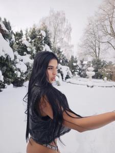 634970243: Chica busca chico en Málaga