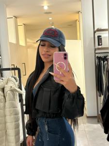612207455: Chica busca chico en Ibiza