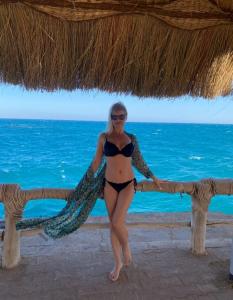 611295342: Chica busca chico en Alicante