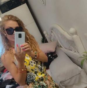 676037065: Chica busca chico en Mallorca