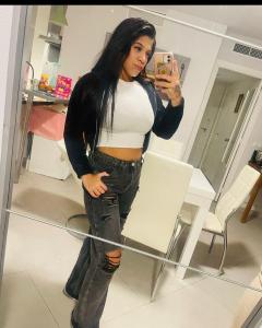 647163074: Chica busca chico en Málaga