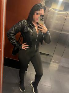 602606272: Chica busca chico en Barcelona