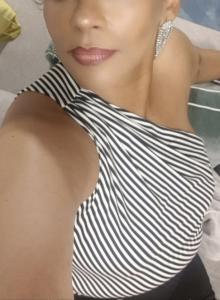 631690764: Chica busca chico en Pontevedra