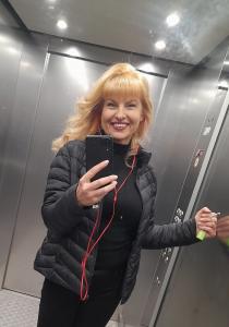 611295342: Chica busca chico en Alicante