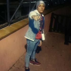 614792387: Chico busca chica en Madrid