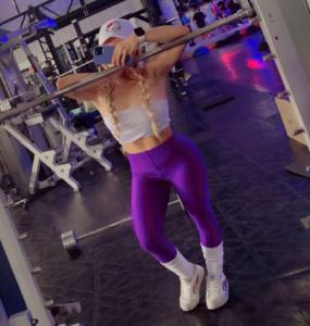613255342: Chica busca chico en Alicante