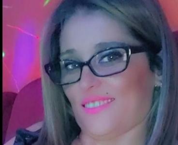 663753660: Chica busca chico en Barcelona