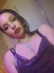 607514896: Chica busca chico en Barcelona
