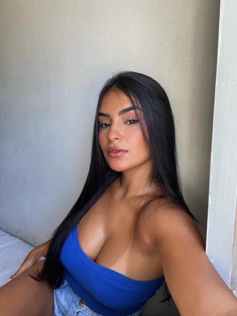 Chica busca chico en Jaén: 