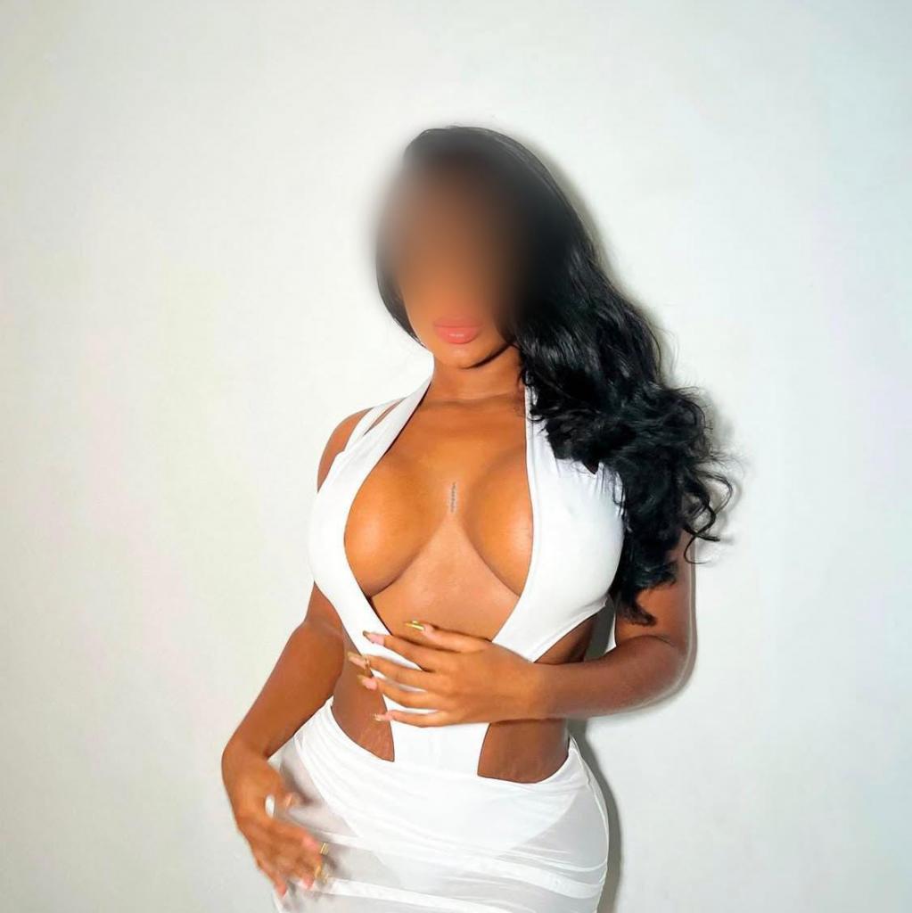Chica busca chico en Jaén: 