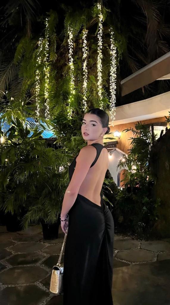 Chica busca chico en Almería: 