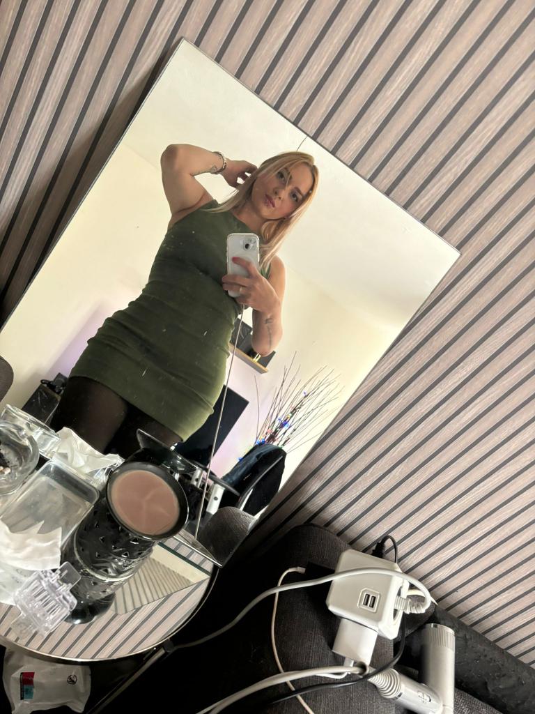 Chica busca chico en Lugo: 