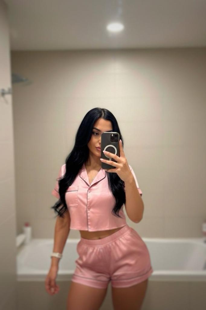 Chica busca chico en Valencia: Chica busca chico