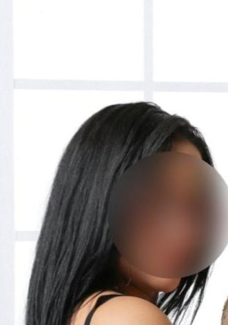 Chica busca chico en Almería: 