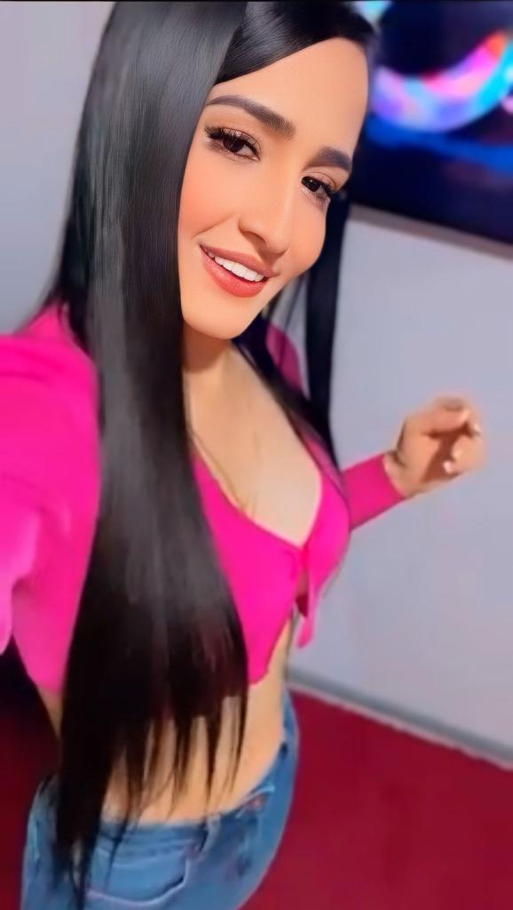 Chica busca chico en Huelva: 