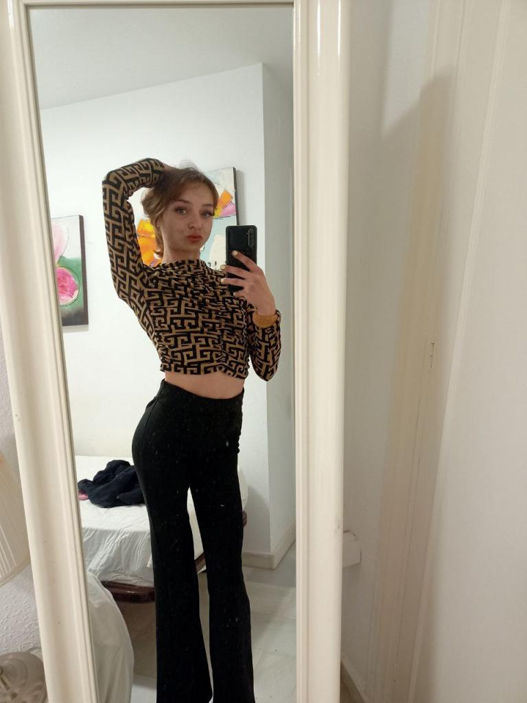 634140478: Chica busca chico en Málaga