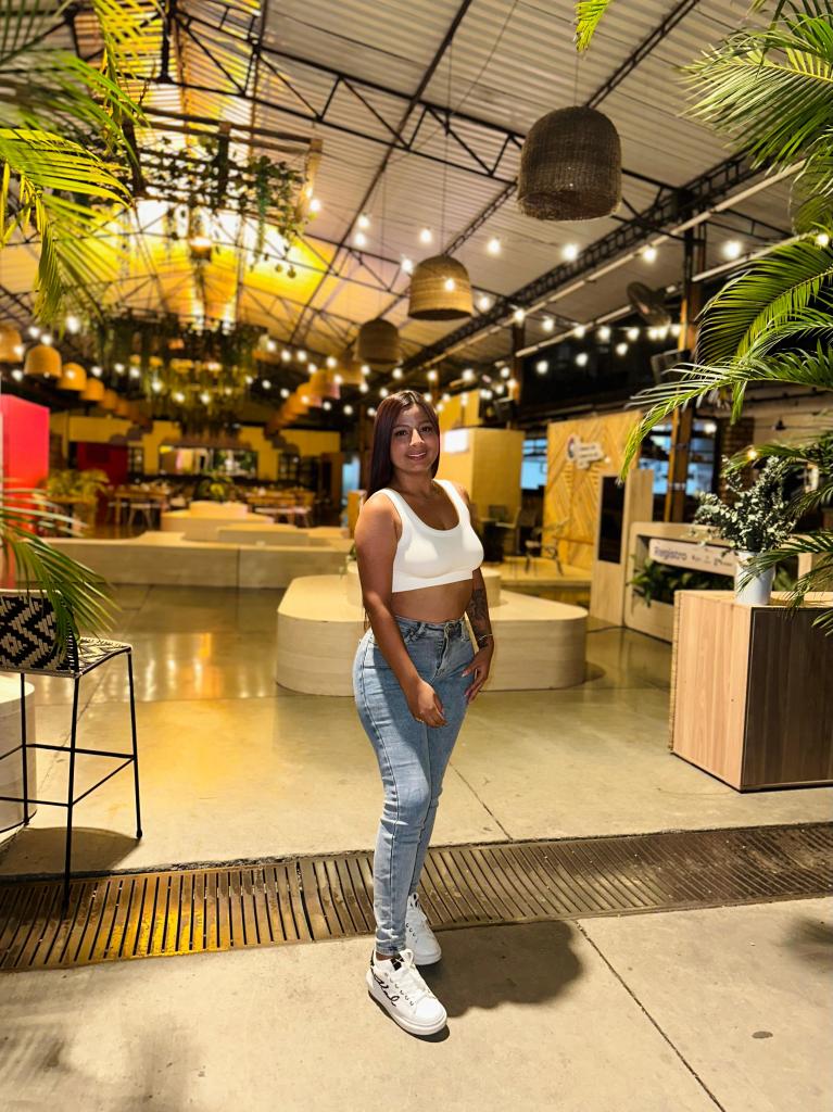 Chica busca chico en Alicante: 