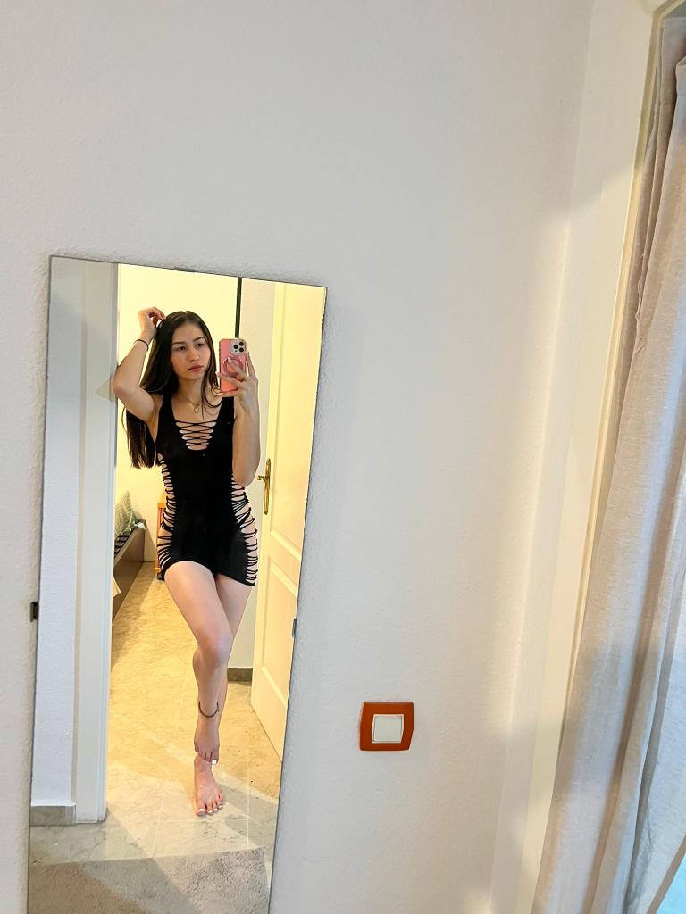 624378245: Chica busca chico en Granada